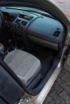 Renault Megane 1.6 16V (2006) 82kw - 12