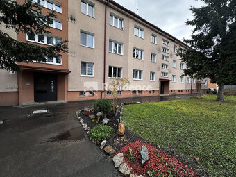 REZERVOVANE Priestranný 1-izbový byt na prenájom – Štefániko - 12