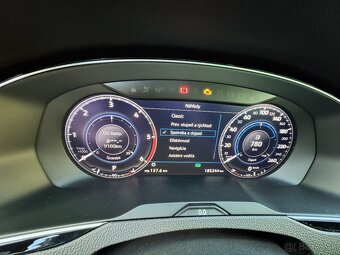 Volkswagen Passat B8 2.0 TDI 110kW R-Line - 12