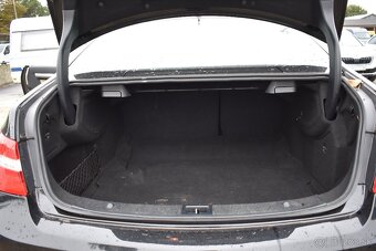 Mercedes-Benz E trieda Kupé 350 CDI Blue - 12