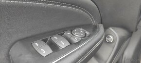 Opel Insignia Sports Tourer 2,0 TurboD,Panorama - 12