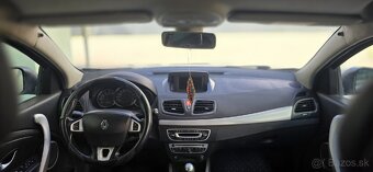 Renault Fluence 1.5 DCi - 12
