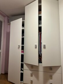 Pekná študentská biela izba na mieru - 12
