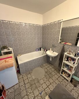 Na prenájom pekný 3 izb. byt Bánovce nad Bebravou, 3x balkón - 12