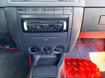 Skoda Fabia Combi 1,4 16V 59KW KLÍMA ŤAŽNÈ Nová Stk+Ek 2027 - 12