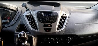 Ford Transit Tourneo Gustom 2019 / 2,2 tdci - 12