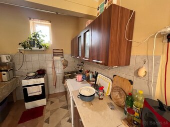 MAĎARSKO - MESZES - 4 IZBOVÝ ZREK. RD - 12