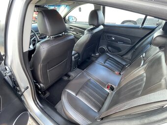 Chevrolet Cruze, 2.0CDTi 120kWVÝHŘEVYKŮŽEKEY - 12