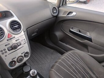 Opel Corsa 1.2 16V - 12