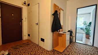 3-izb.byt s loggiou, centrum Lučenca - exkluzívna ponuka - 12