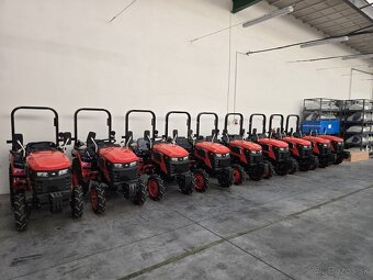 Malotraktor, traktor RHINO 25 HP, pluh 1/20, rotavátor 105 - 12