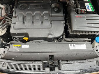VW Touran 7 miestny, R-line REZERVOVANE - 12