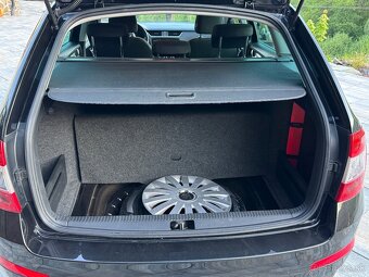 ŠKODA OCTAVIA COMBI 1.8 TSI MIMORIADNY STAV - 12