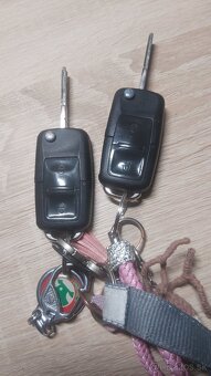 Škoda Octavia 1 Tour 1,6 benzín 75 kw - 12