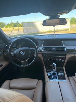BMW 730d xDrive - 12