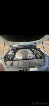 Audi Q7 4.2 TDI - 12