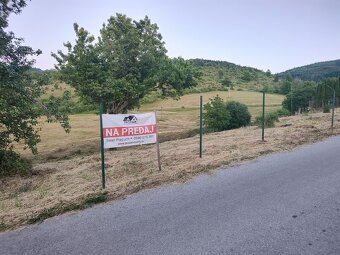 Na predaj pozemok na výstavbu rodinného domu, chaty - 12