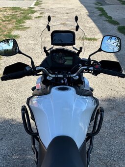Suzuki DL650 XT - 12