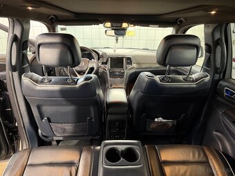 Jeep Grand Cherokee Overland - 12