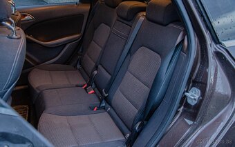 Mercedes-Benz B trieda 180 d - 12