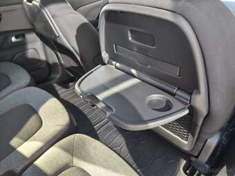 C4 PICASSO  1,6 HDi  1. majiteľ  r. 2018  vždy orig. servis - 12