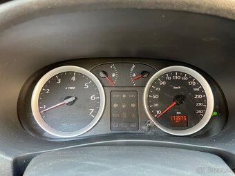 Renault Thalia 1.4 16v - 12