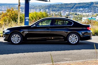 BMW 525d 8A/T 150kW (bohatá výbava, kompetná serv.história) - 12