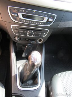 Renault Fluence - 12