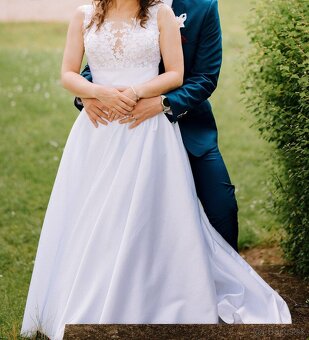 Saténové svadobné šaty zo salónu - 12