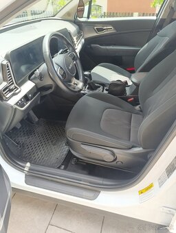Sportage 2022,29 500 km,24000 eur. - 12