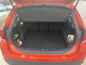 BMW X1 XDrive 18d A/T - 12