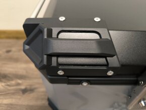 Zadní motokufr TopCase 45L hliníkový - 12