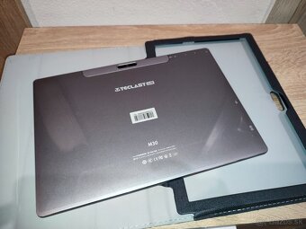 TECLAST M30 4G 10-jadro 2.6GHz 10.1" 25601600 - 12