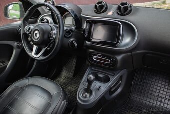 Smart Forfour EQ - 12