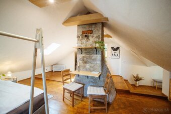 Zrekonštruovaný zariadený dom pri Námestí Svätej Trojice - 12