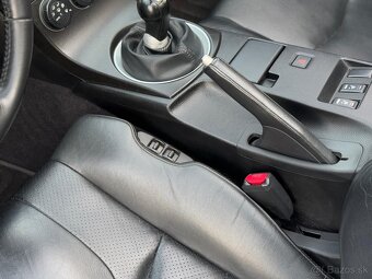 Nissan 350z Roadster - 12