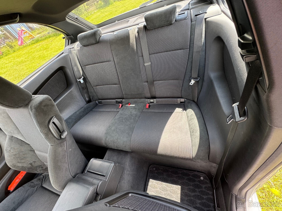 BMW 325ti (AT31) - 13