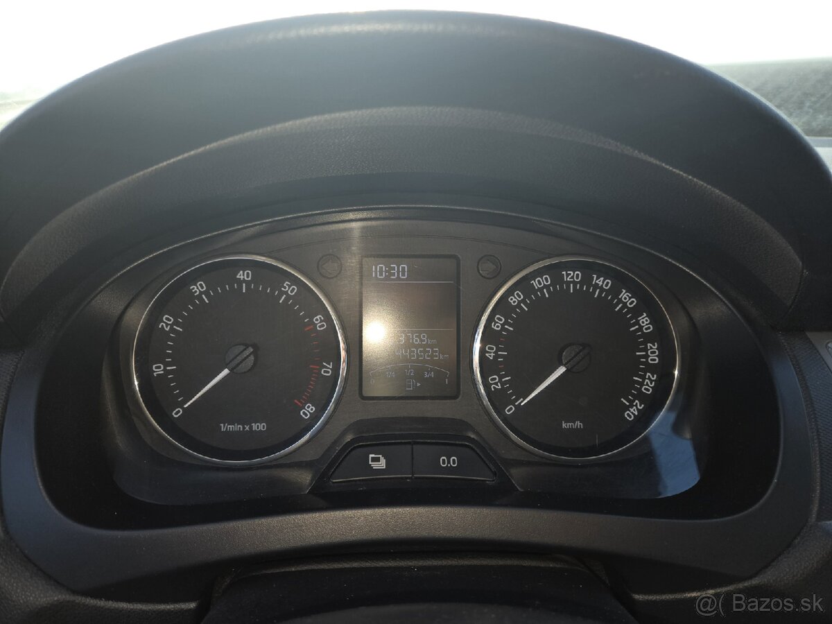 Skoda RAPID 1.2 benzin + lpg nova stk ek - 13