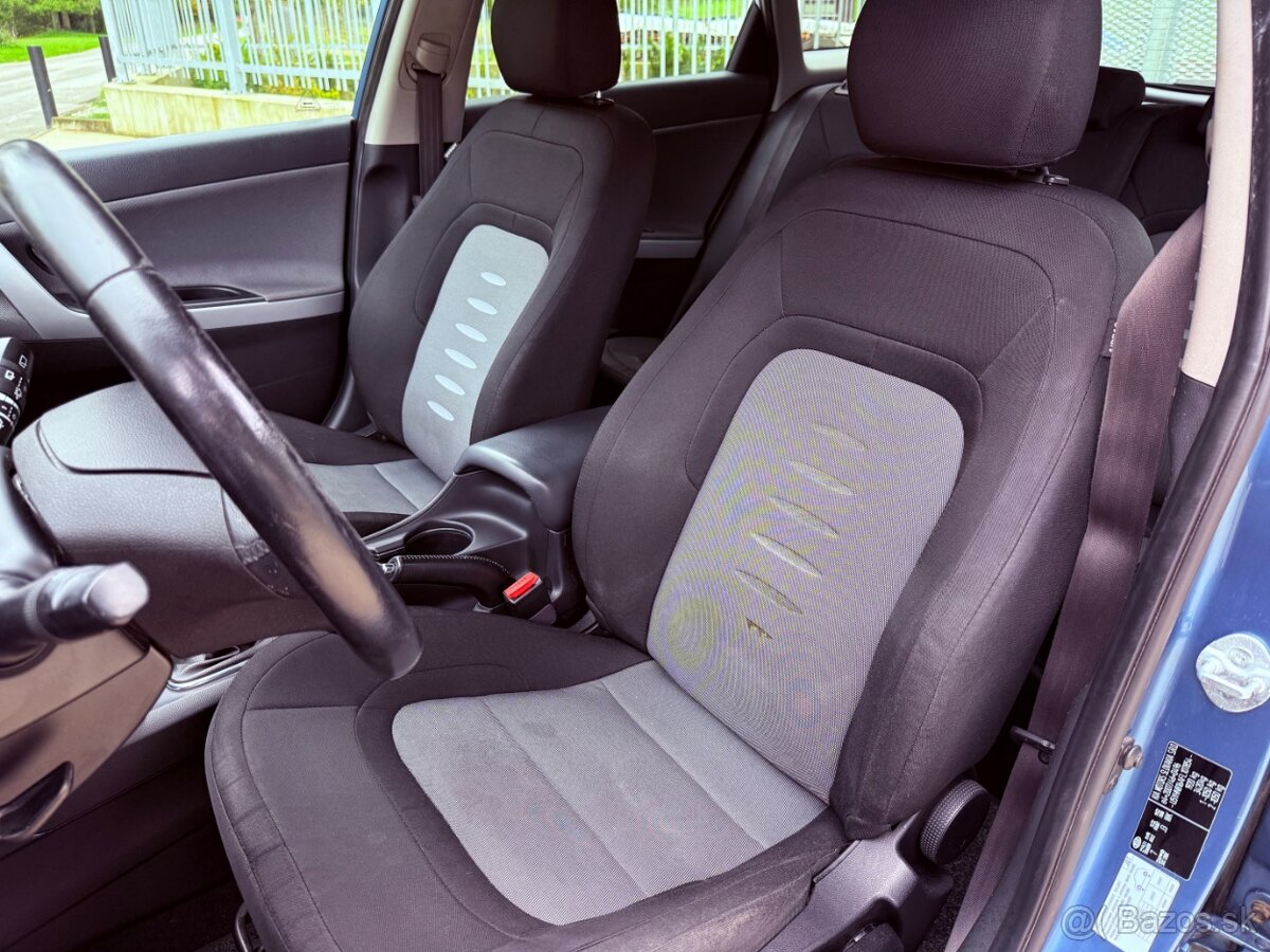 Kia Ceed SW 1.6 CRDi Slovenské auto / Nová STK - 13