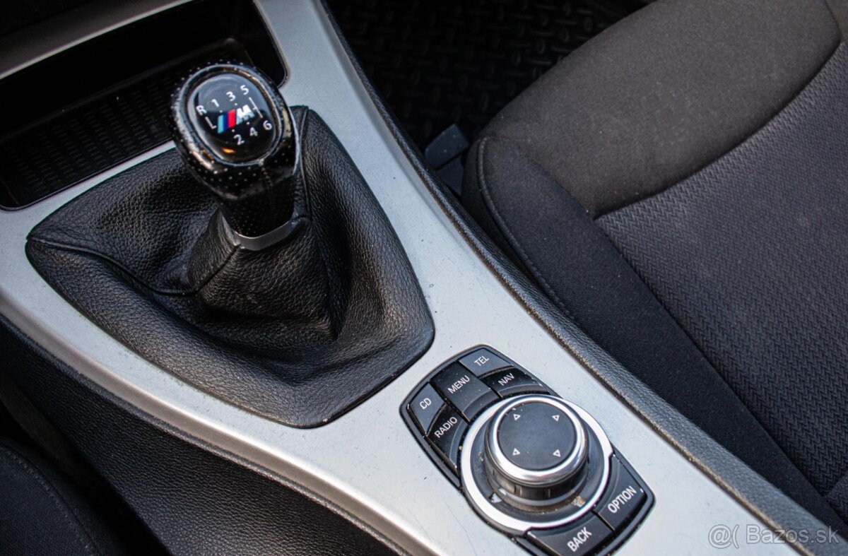 BMW Rad 3 Touring 318d E91 105kW - 13