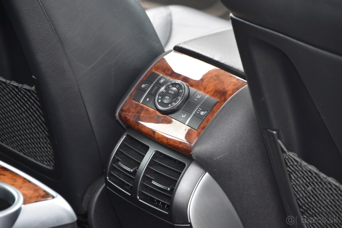 Mercedes-Benz R trieda 500 4-matic - 13