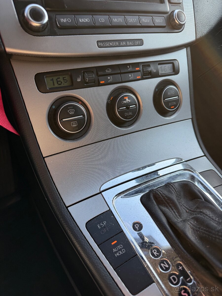VW Passat Variant 2.0 TDI DSG - 13