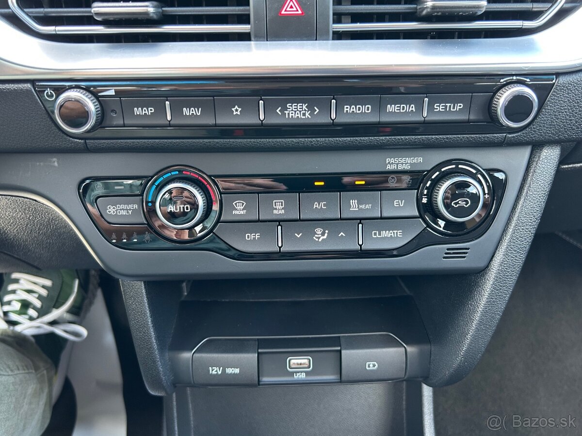 Kia Niro EV 64 kWh Gold FACELIFT - 13