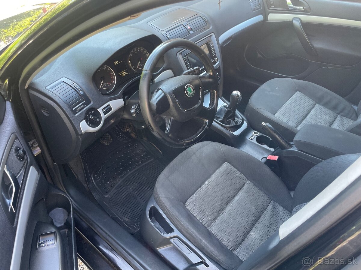 Škoda octavia 1.6 tdi 77 kw - 13