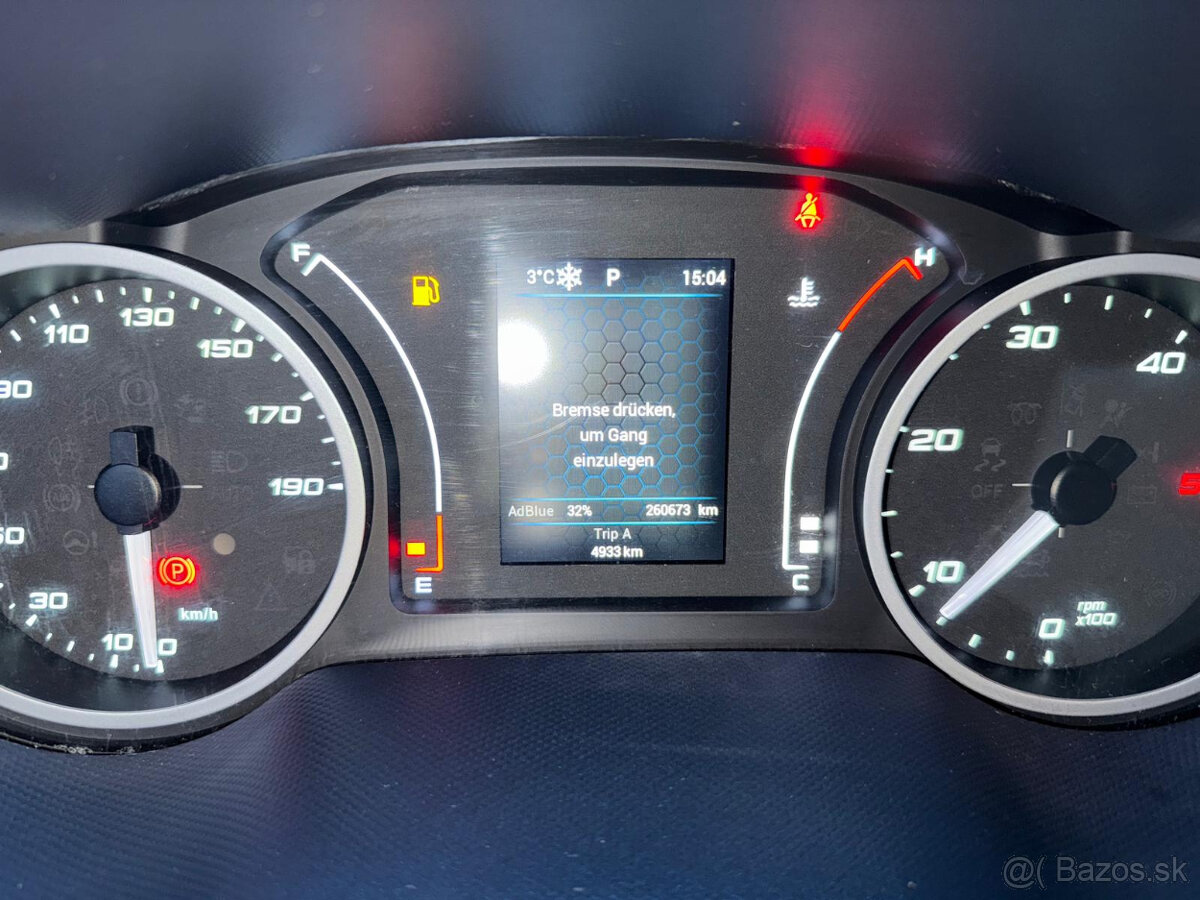 IVECO DAILY 35S16 2019 - PNEUMATICKÉ ODPRUŽENIE, TACHOGRAF - 13