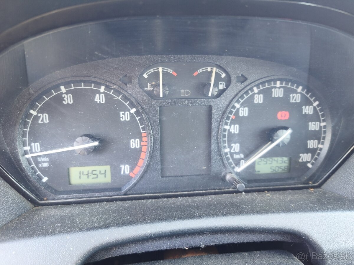 Fabia 1,4, 2001 50kw - 13