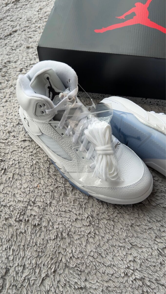 Jordan 5 Retro White Metallic (2026) - 13