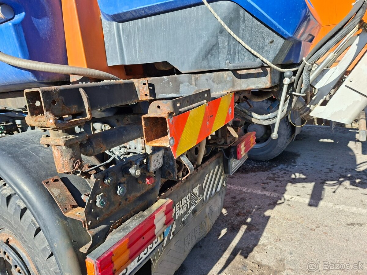 MB UNIMOG U 400 4X4 - 13