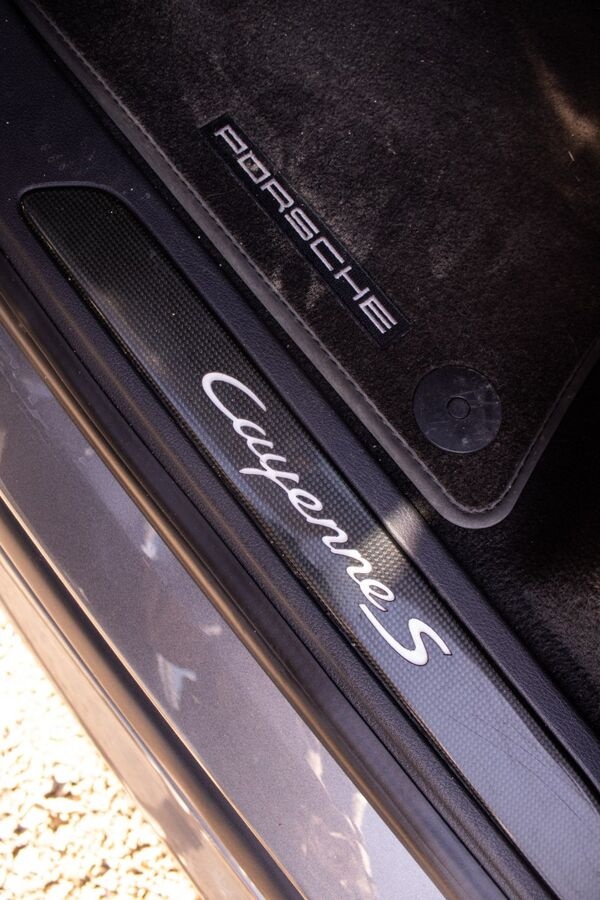 Porsche Cayenne S 4,2 V8 281 kW - 13