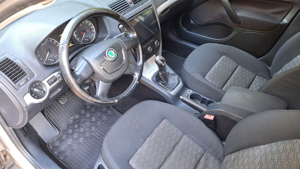 Škoda Octavia kombi 2.0tdi 103kw - 13